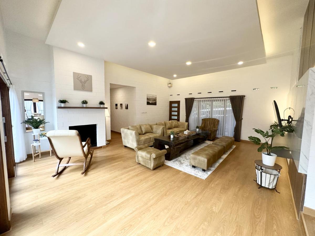 Villa Putih Le Cordon Μπαντούνγκ Εξωτερικό φωτογραφία