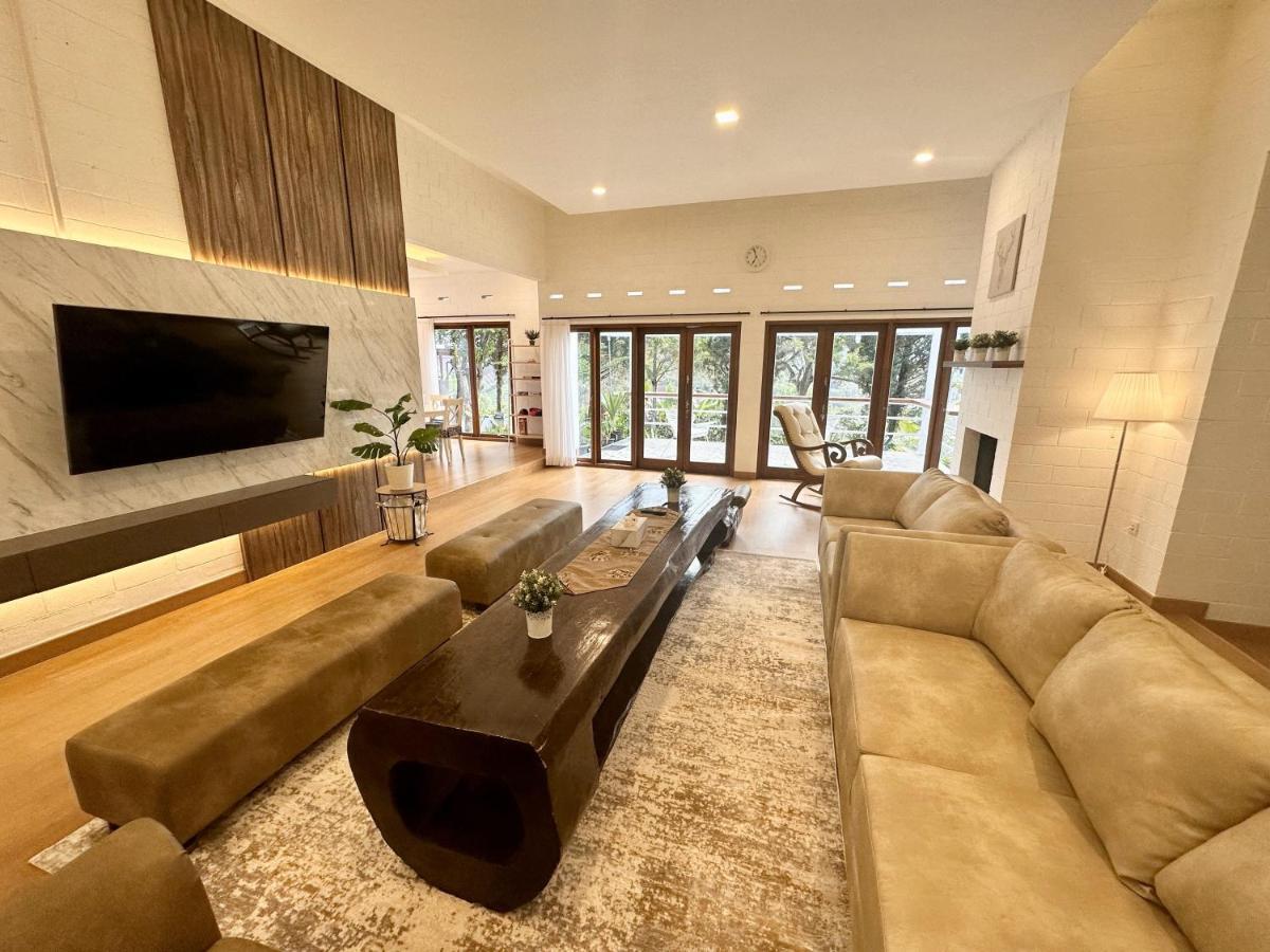 Villa Putih Le Cordon Μπαντούνγκ Εξωτερικό φωτογραφία